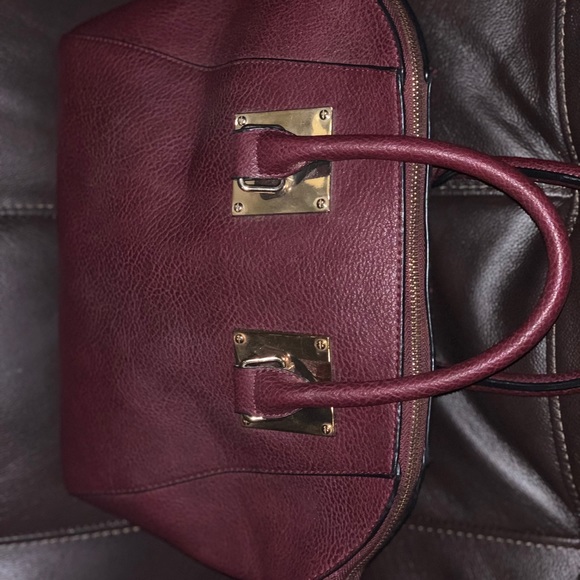 Plum/burgundy purse and matching wallet - Picture 3 of 4